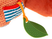 MASKOTKA SENSORYCZNA LIS ZAWIESZKA DO WÓZKA I NOSIDEŁKA GRZECHOTKA GRYZAK SZELSZCZĄCE ELEMENTY DZWONECZEK - 4