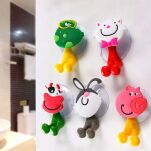 ŚWINKA WIESZAK UCHWYT BEZINWAZYJNY NA SZCZOTECZKĘ SZCZOTKĘ DO MYCIA ZĘBÓW DLA DZIECKA NA PRZYSSAWKĘ BEZ WIERCENIA - 7