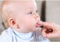 AKUKU PIERWSZA SZCZOTECZKA SZCZOTKA DZIECIĘCA DO MYCIA ZĘBÓW MASAŻU DZIĄSEŁ DLA DZIECI NA PALEC ZIELONA - 6