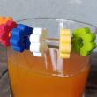 KWIATKI KOLOROWE ZNACZNIKI NA SZKLANKI KIELISZKI DRINKI NAPOJE SILIKONOWE NAKŁADKI ZESTAW 12SZT - 3